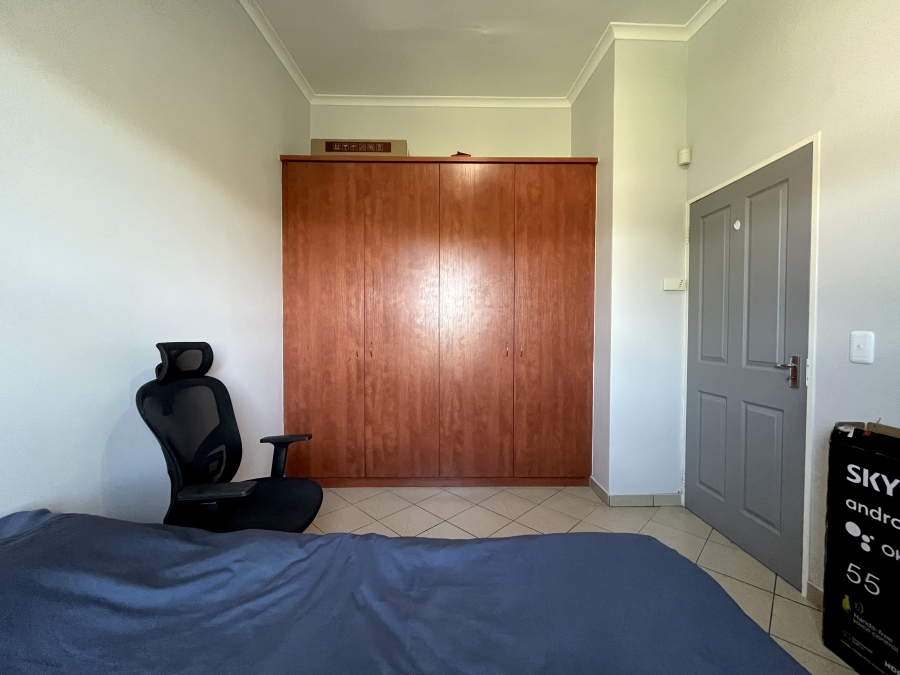 To Let 2 Bedroom Property for Rent in Buh Rein Estate Western Cape
